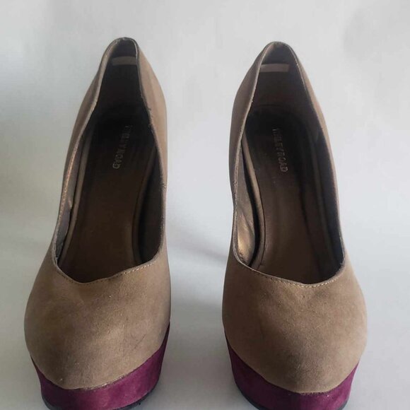 Tinley Road Tan Suede Heels - Picture 2 of 4